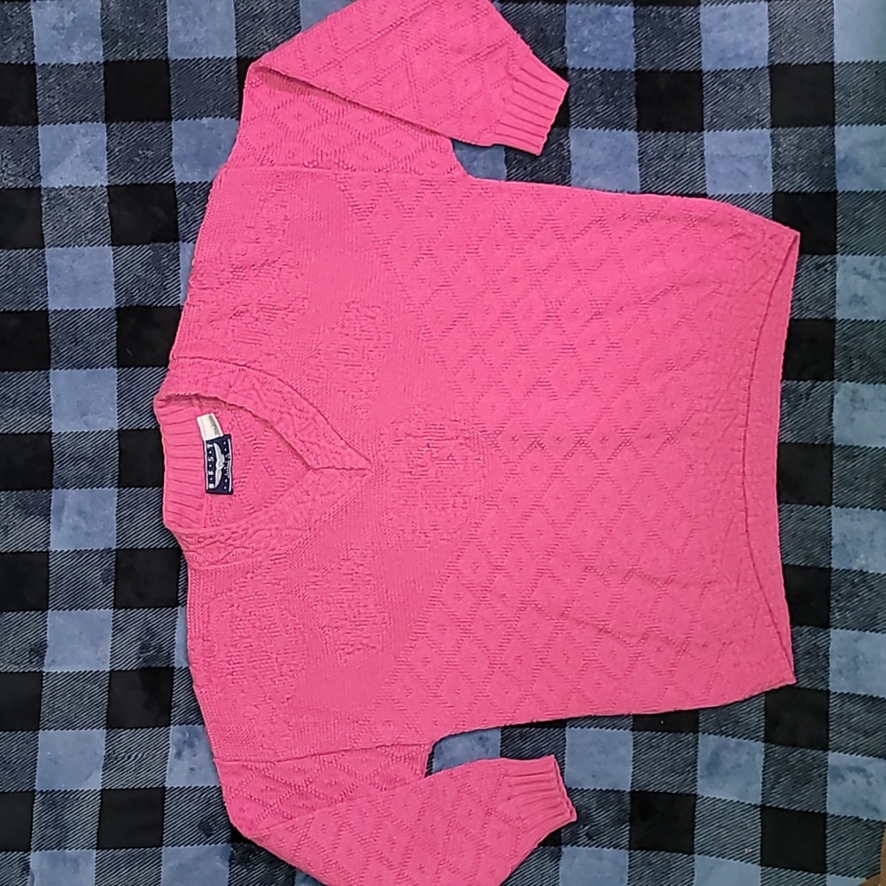 Vintage. Made in USA. Best American Clothing Co. Knitted v neck.  Size Medium